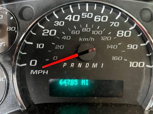 Used 2013 Chevrolet Express 2500 RWD image 9