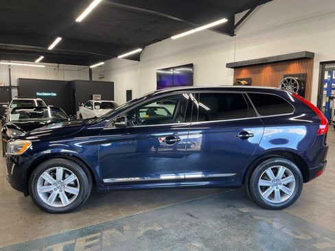 Used 2017 Volvo XC60 T5 Inscription w/ Preferred Option Package FWD image 5