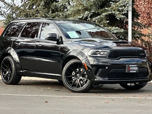 Used 2025 Dodge Durango R/T w/ Blacktop Package image 2