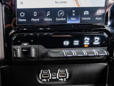 Used 2023 RAM 3500 Laramie AWD/4WD image 26