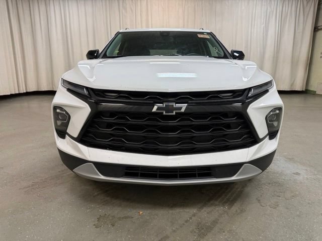 Used 2025 Chevrolet Blazer LT w/ Convenience Package AWD/4WD image 12