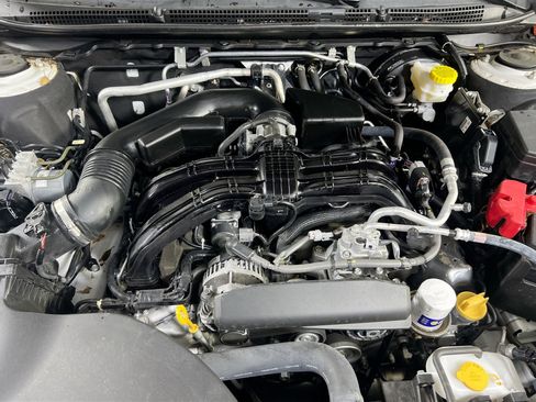 Used 2022 Subaru Outback Limited image 31