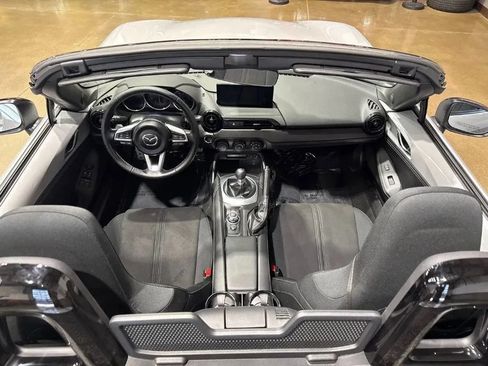 Used 2026 MAZDA MX-5 Miata Club w/ Interior Package RWD image 14