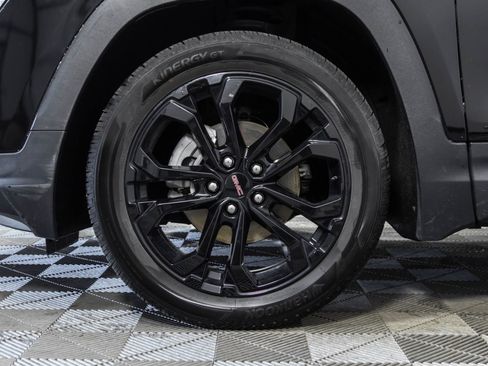 Used 2022 GMC Terrain SLE w/ Driver Convenience Package FWD image 47