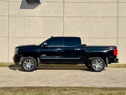 Used 2018 Chevrolet Silverado 1500 High Country w/ LPO, Protection Package image 6