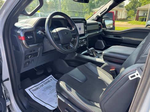 Used 2025 Ford F150 Raptor AWD/4WD image 11