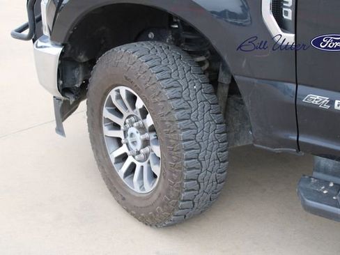 Used 2020 Ford F250 Lariat w/ Lariat Ultimate Package image 9