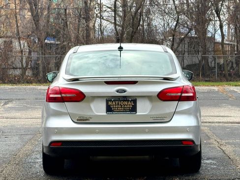 Used 2016 Ford Focus Titanium w/ Titanium Technology Package FWD image 20