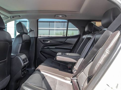 Used 2018 Chevrolet Equinox Premier FWD image 19