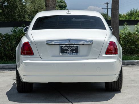 Used 2013 Rolls-Royce Ghost RWD image 6