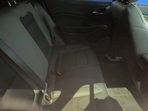 Used 2025 Chevrolet Trax ACTIV w/ Sunroof Package FWD image 11