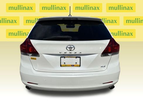 Used 2013 Toyota Venza XLE w/ XLE Premium Pkg FWD image 2