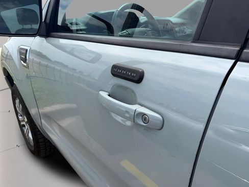 Used 2021 Ford Ranger Lariat w/ Technology Package AWD/4WD image 34