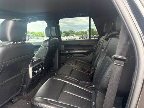 Used 2020 Ford Expedition XLT w/ Equipment Group 202A RWD image 9