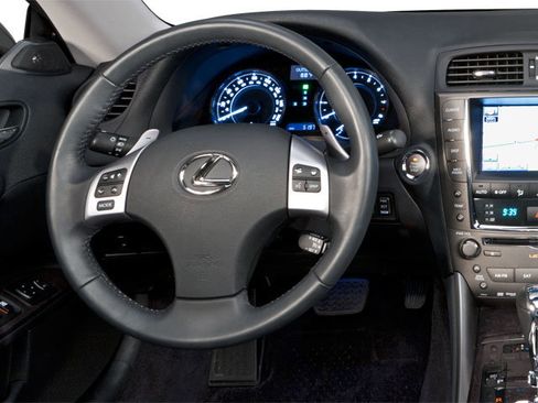 Used 2010 Lexus IS 250C image 6