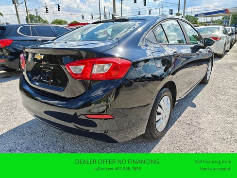 Used 2017 Chevrolet Cruze LS image 5