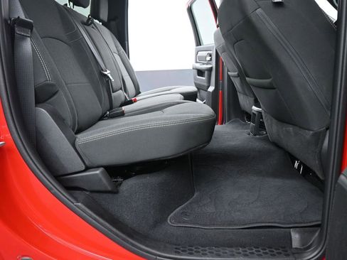 Used 2024 RAM 2500 Big Horn w/ Safety Group image 15