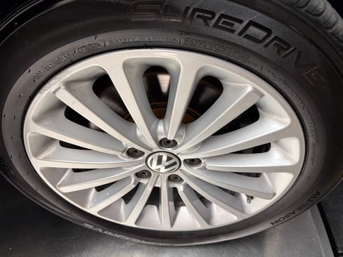 Used 2016 Volkswagen Passat 1.8T SE w/ Lighting Package (P06) FWD image 32
