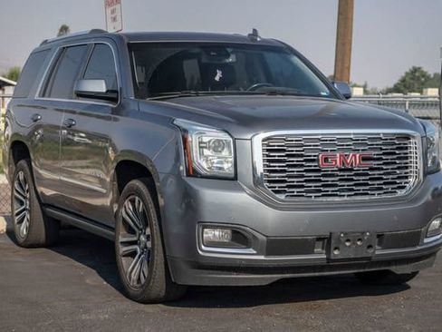 Used 2019 GMC Yukon Denali w/ Denali Ultimate Package AWD/4WD image 2