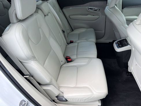 Used 2022 Volvo XC90 T6 Inscription w/ Climate Package AWD/4WD image 29