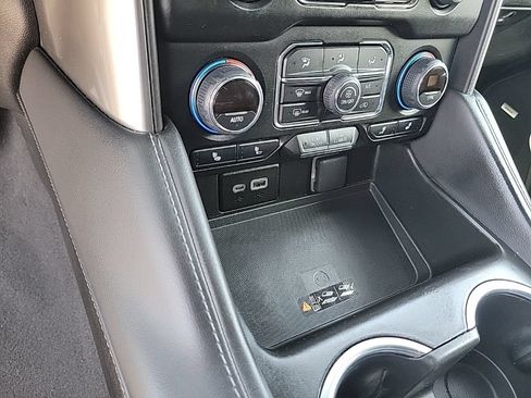 Used 2024 Chevrolet Tahoe LT AWD/4WD image 30