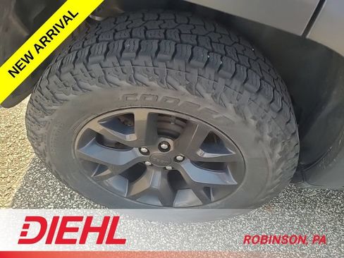 Used 2020 Jeep Cherokee Latitude AWD/4WD image 8