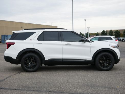 Used 2022 Ford Explorer Timberline image 8