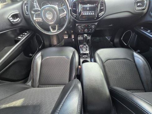 Used 2019 Jeep Compass Altitude image 30