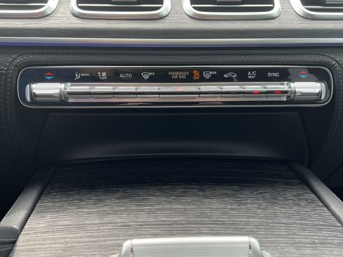 Used 2026 Mercedes-Benz GLE 450 4MATIC image 29