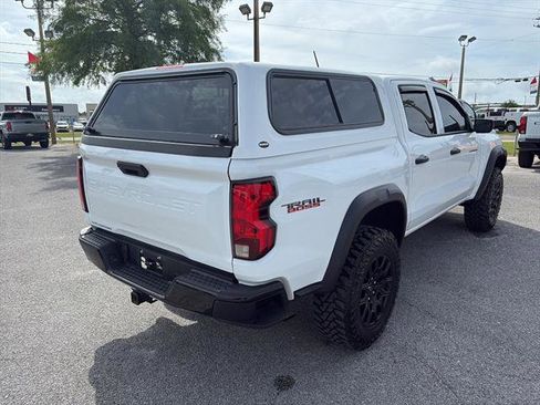 Used 2024 Chevrolet Colorado Trail Boss w/ Advanced Trailering Package AWD/4WD image 5
