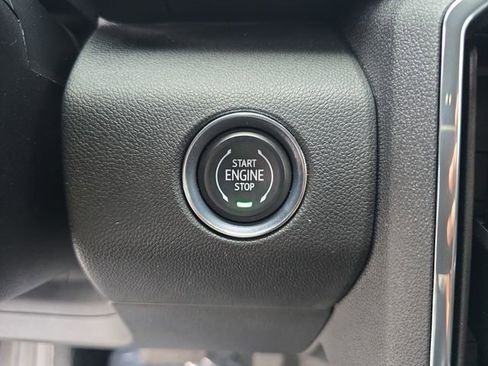 Certified 2025 GMC Acadia Elevation FWD image 28