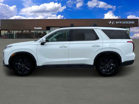 Used 2025 Hyundai Palisade XRT FWD image 2