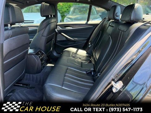 Used 2019 BMW 530e xDrive AWD/4WD image 15
