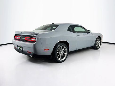 Used 2022 Dodge Challenger GT AWD/4WD image 9
