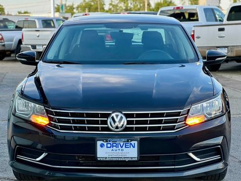 Used 2017 Volkswagen Passat 1.8T S FWD image 7