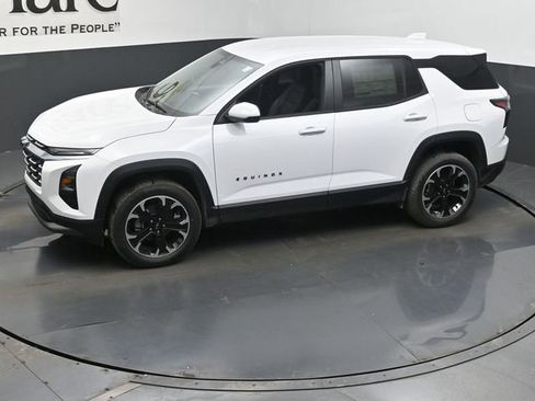 New 2026 Chevrolet Equinox LT w/ Convenience Package II image 36