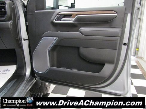 Certified 2025 Chevrolet Silverado 2500 High Country w/ High Country Premium Package image 60