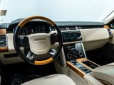 Used 2018 Land Rover Range Rover HSE image 4