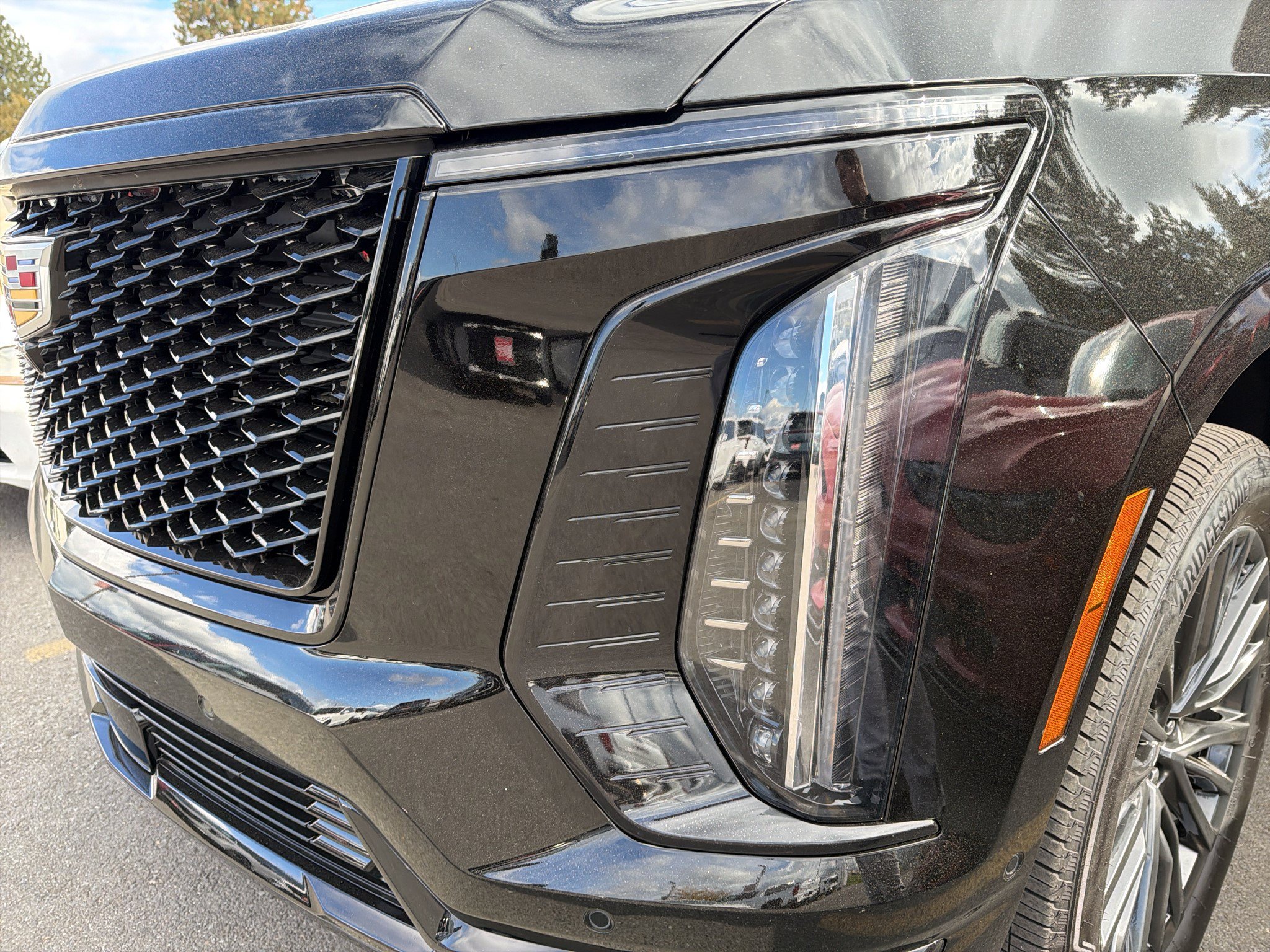 Certified 2025 Cadillac Escalade Sport Platinum AWD/4WD image 9
