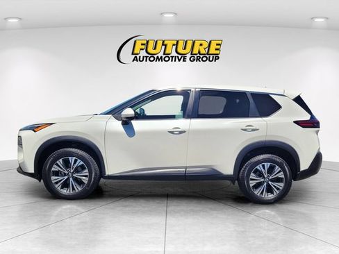 Certified 2023 Nissan Rogue SV FWD image 6