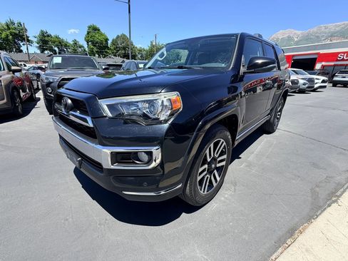 Used 2019 Toyota 4Runner Limited AWD/4WD image 8