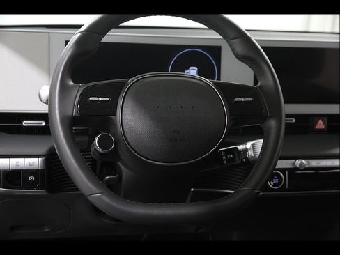 Certified 2024 Hyundai Ioniq 5 SEL RWD image 7