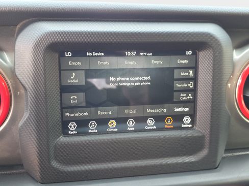 Used 2021 Jeep Wrangler Unlimited Sahara AWD/4WD image 19