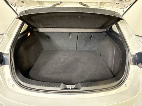 Used 2018 MAZDA MAZDA3 Touring image 28