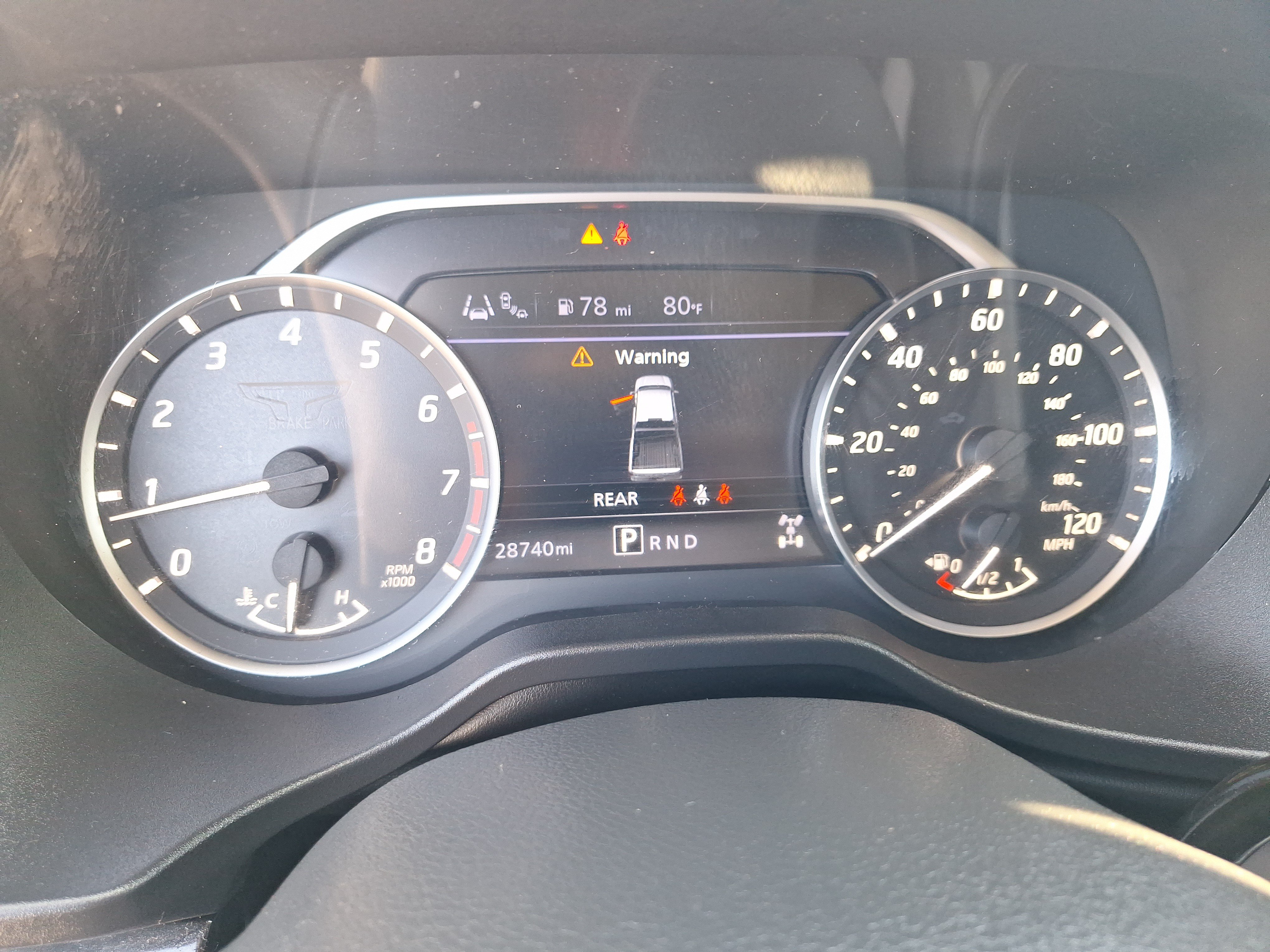 Used 2024 Nissan Titan SV w/ SV Convenience Package AWD/4WD image 14