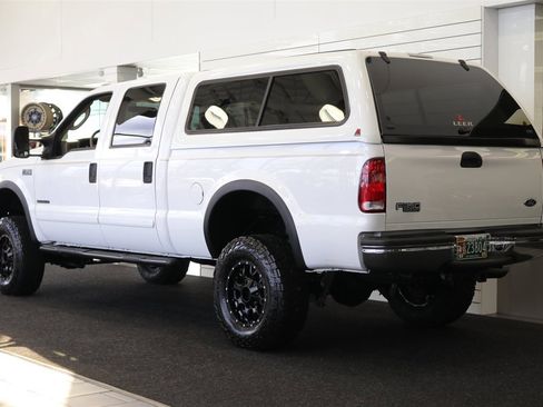 Used 2003 Ford F350 Lariat image 6