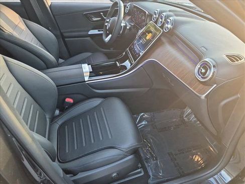 Used 2026 Mercedes-Benz GLC 300 4MATIC image 22