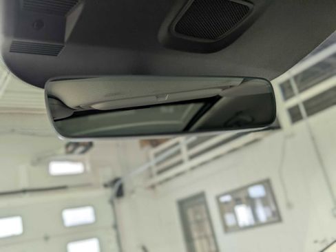 Certified 2025 Lincoln Aviator AWD w/ Jet Appearance Package image 38