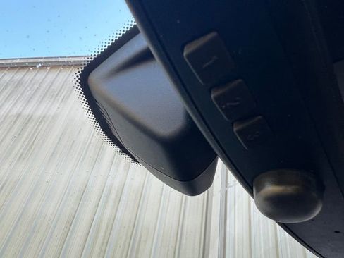 Used 2018 BMW M3 image 33