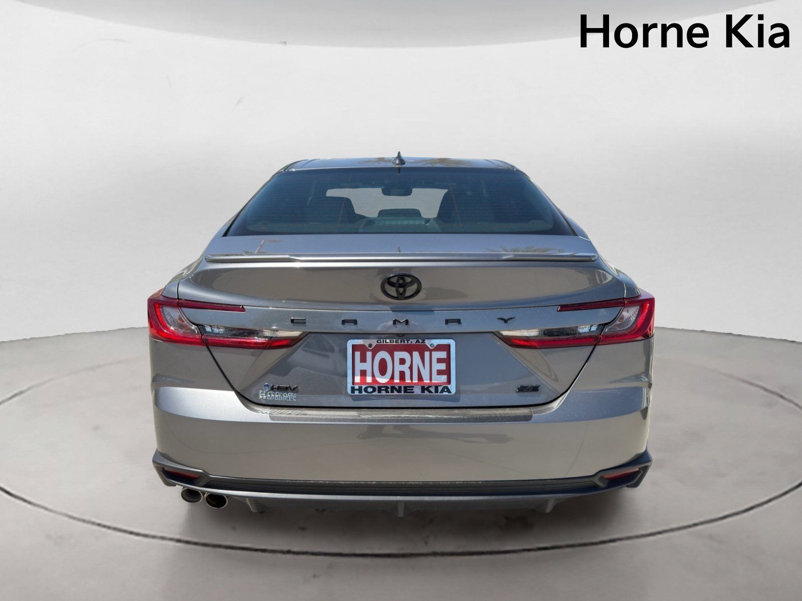 Used 2025 Toyota Camry SE w/ Convenience Package FWD image 6
